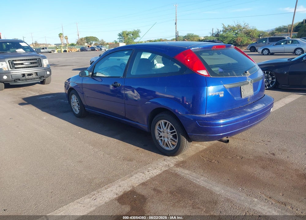 2005 FORD FOCUS ZX3 VIN: 3FAFP31N65R151469