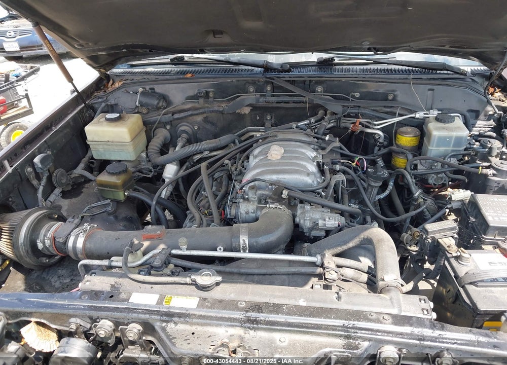 1998 LEXUS LX 470 VIN: JT6HT00W0W0001602