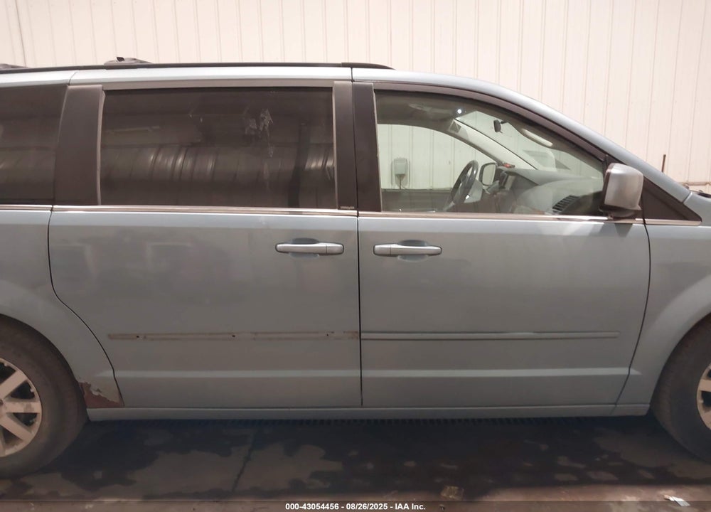 2008 CHRYSLER TOWN & COUNTRY TOURING VIN: 2A8HR54P88R607321