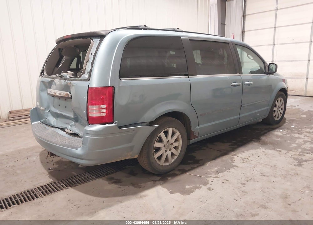 2008 CHRYSLER TOWN & COUNTRY TOURING VIN: 2A8HR54P88R607321