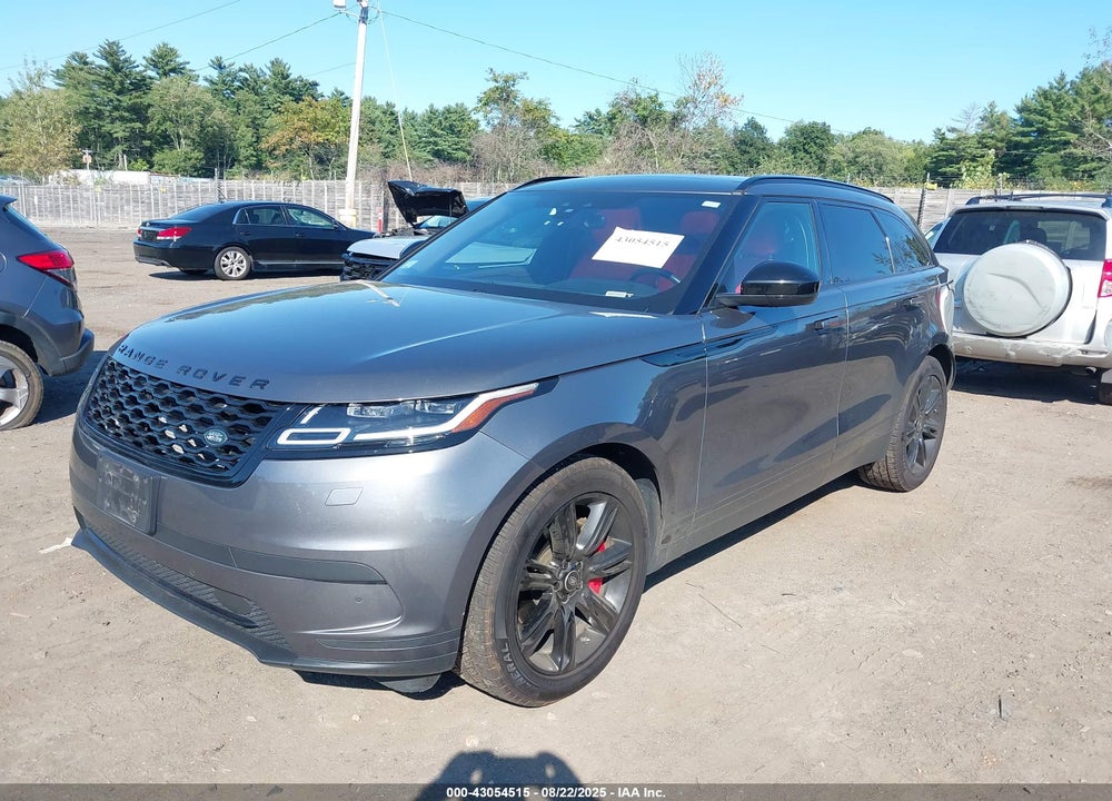 2019 LAND ROVER RANGE ROVER VELAR VIN: SALYB2FV4KA227161