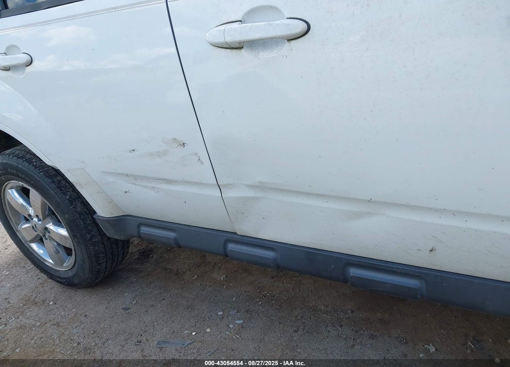2008 FORD ESCAPE LIMITED VIN: 1FMCU94178KB99293