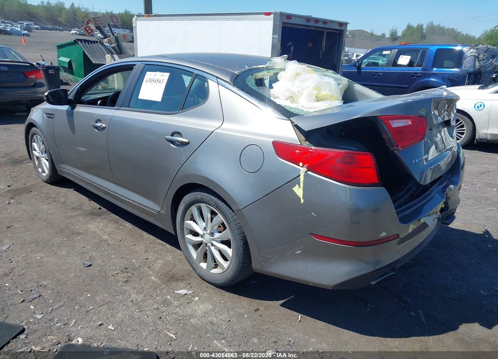 2015 KIA OPTIMA VIN: 5XXGM4A75FG464656