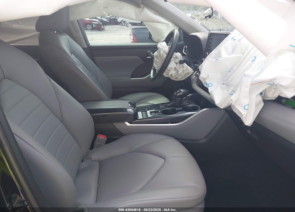 2022 TOYOTA HIGHLANDER VIN: 5TDGZRAH5NS554636