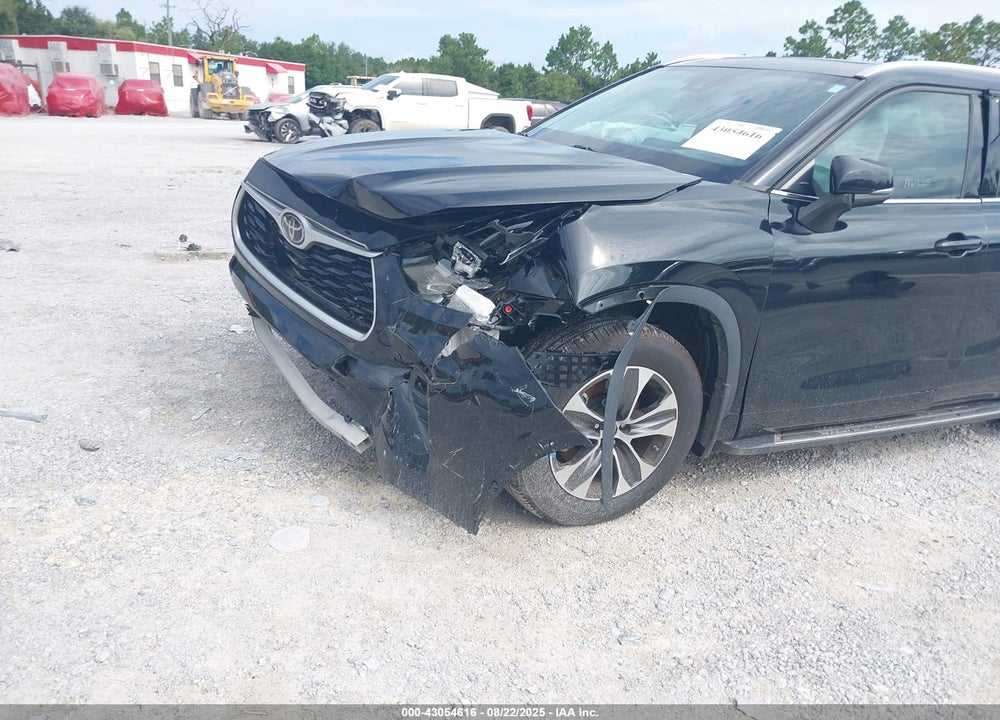 2022 TOYOTA HIGHLANDER VIN: 5TDGZRAH5NS554636