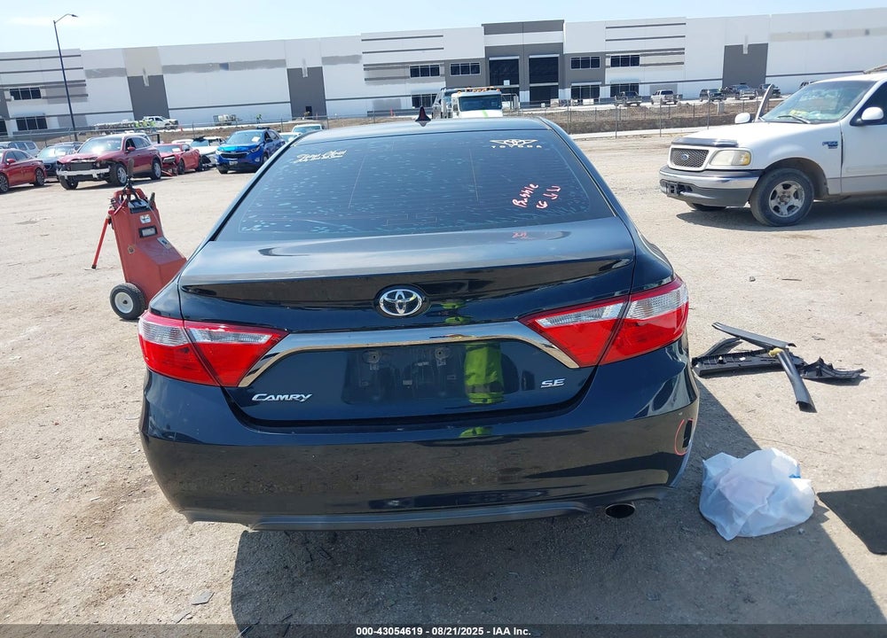 2015 TOYOTA CAMRY SE VIN: 4T1BF1FK8FU896020