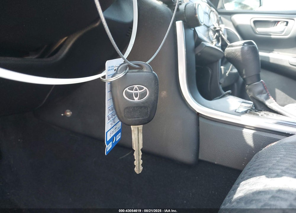 2015 TOYOTA CAMRY SE VIN: 4T1BF1FK8FU896020