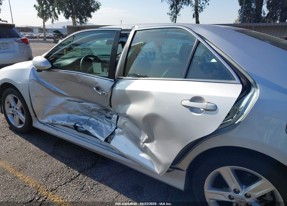 2014 TOYOTA CAMRY VIN: 4T1BF1FK1EU402286