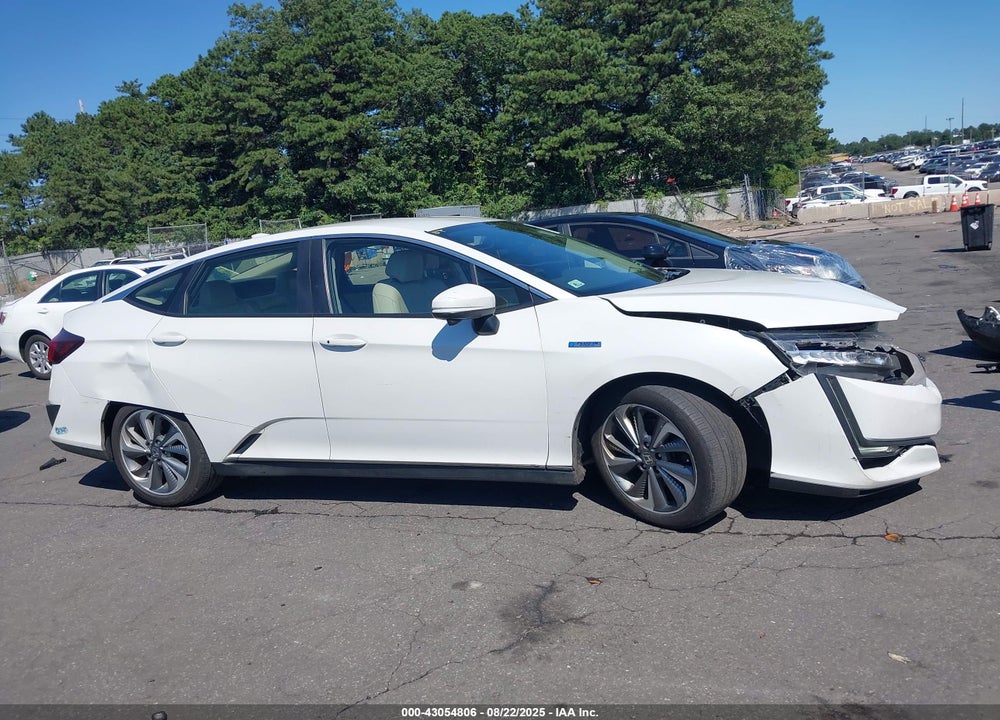 2018 HONDA CLARITY PLUG-IN HYBRID VIN: JHMZC5F31JC013125
