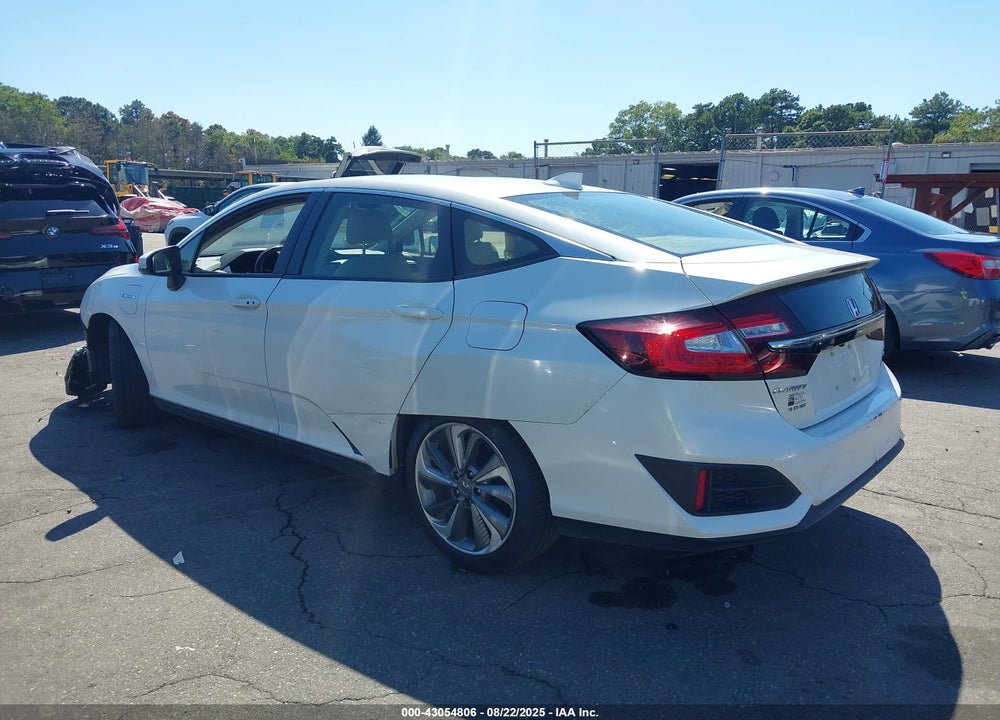 2018 HONDA CLARITY PLUG-IN HYBRID VIN: JHMZC5F31JC013125