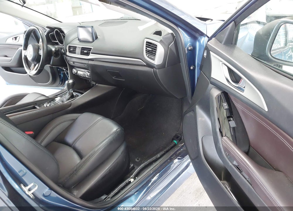 2017 MAZDA 3 VIN: JM1BN1L35H1124521