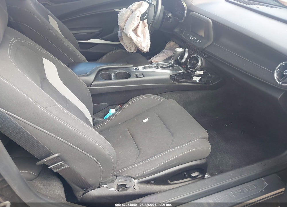 2018 CHEVROLET CAMARO VIN: 1G1FB1RS4J0136785