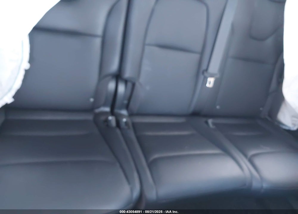 2018 TESLA MODEL X VIN: 5YJXCAE24JF137323