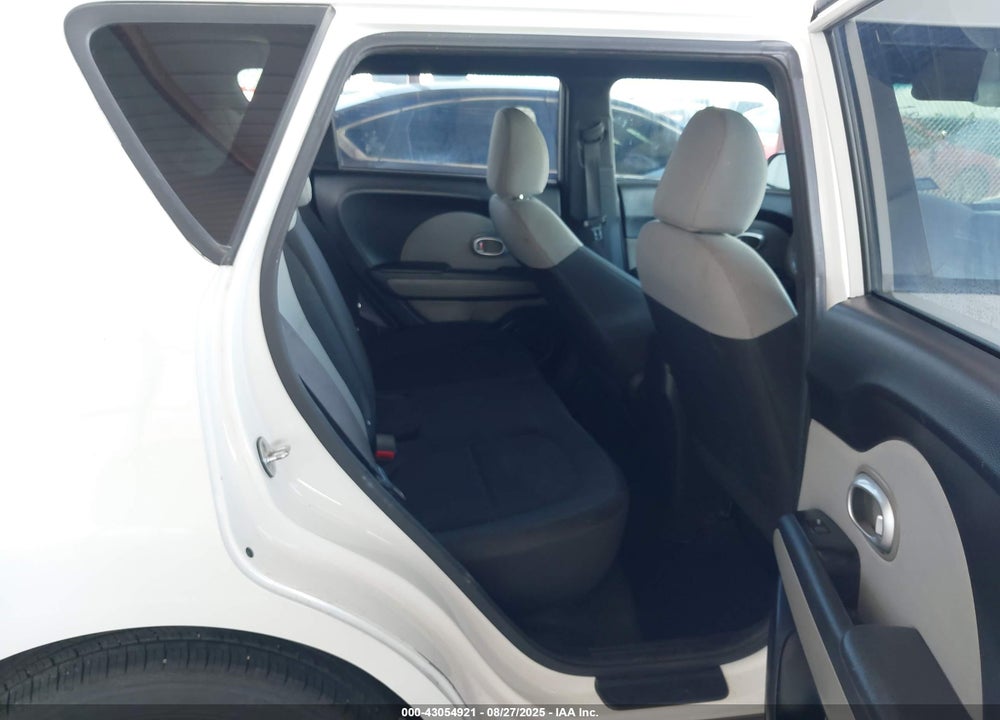 2016 KIA SOUL VIN: KNDJN2A20G7845756