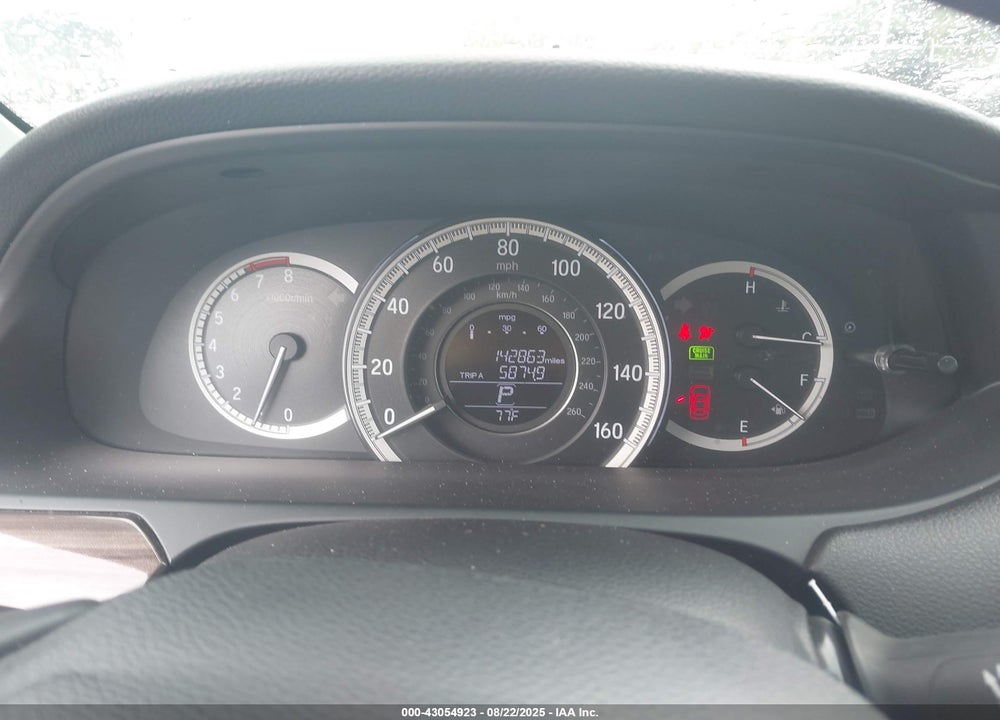 2016 HONDA ACCORD VIN: 1HGCR2F88GA236493
