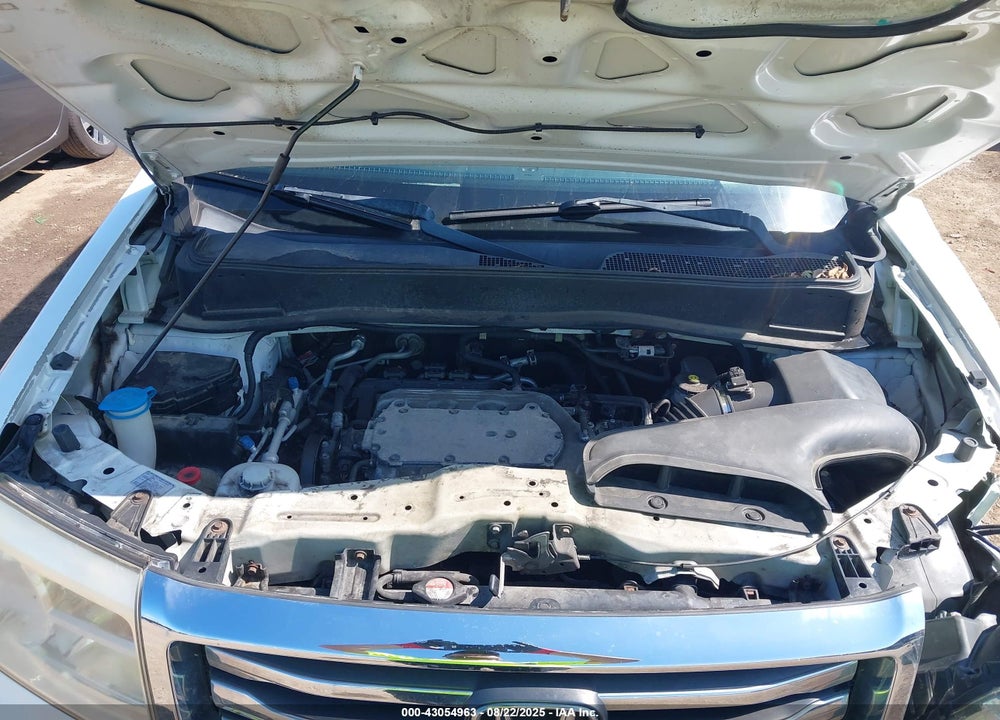 2013 HONDA PILOT VIN: 5FNYF4H48DB085693