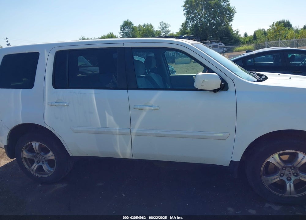 2013 HONDA PILOT VIN: 5FNYF4H48DB085693