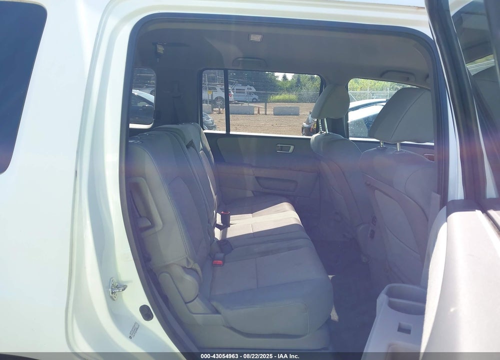 2013 HONDA PILOT VIN: 5FNYF4H48DB085693