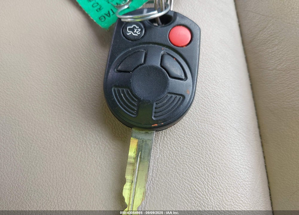 2011 FORD ESCAPE VIN: 1FMCU9EG2BKC70796