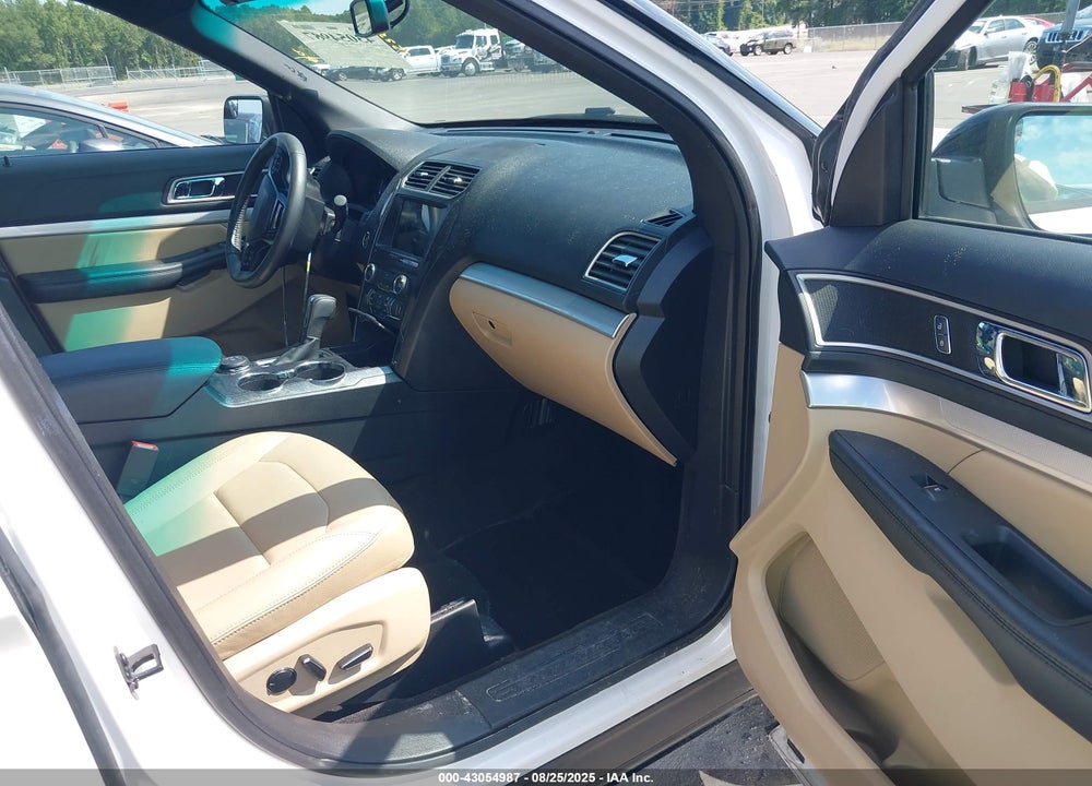 2016 FORD EXPLORER VIN: 1FM5K8DH4GGA31814