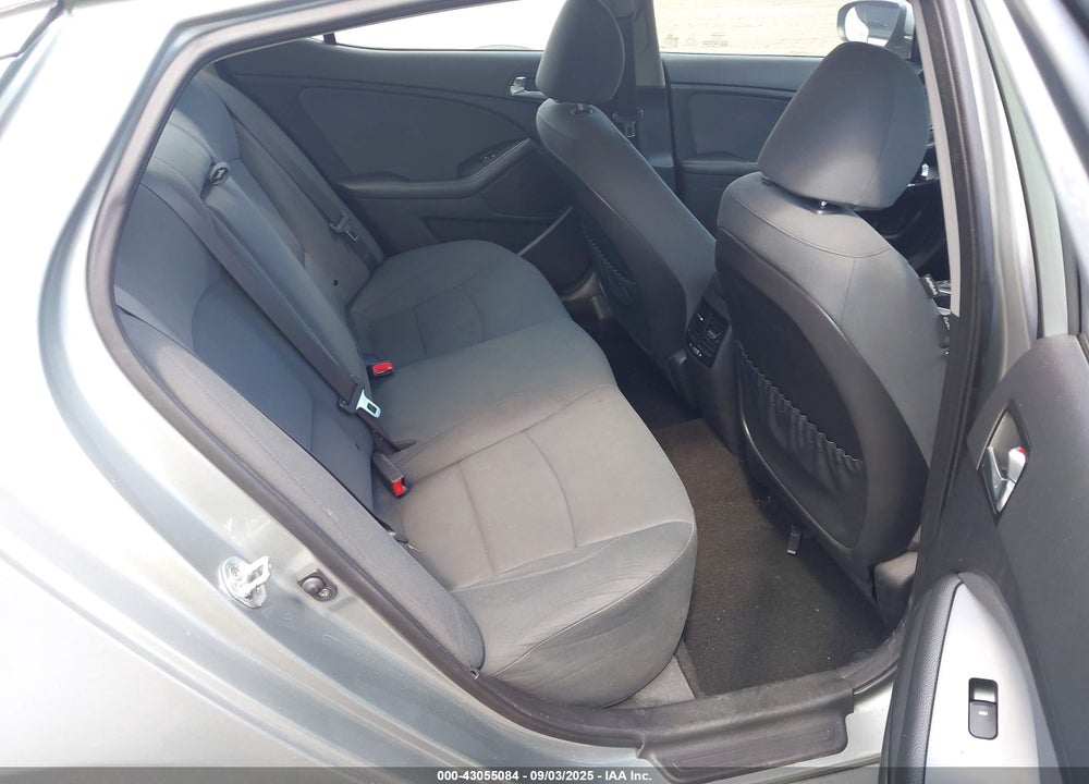 2015 KIA OPTIMA HYBRID VIN: KNAGM4AD5F5077385