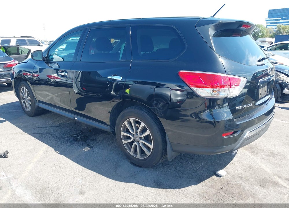 2015 NISSAN PATHFINDER VIN: 5N1AR2MNXFC643129