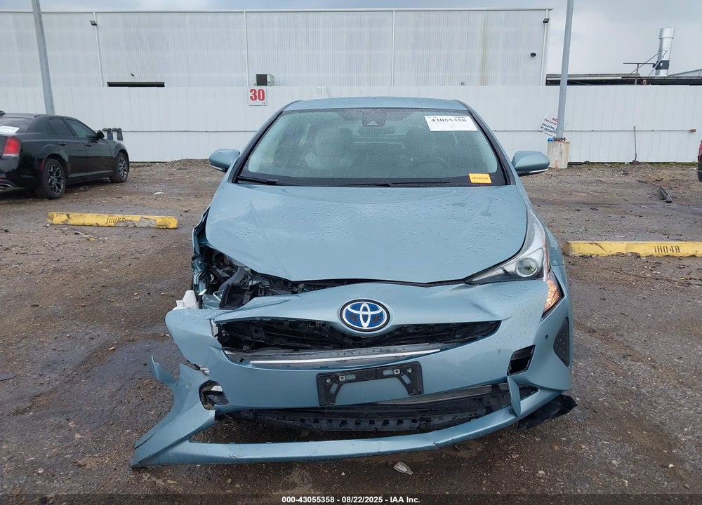 2018 TOYOTA PRIUS VIN: JTDKBRFU0J3582280