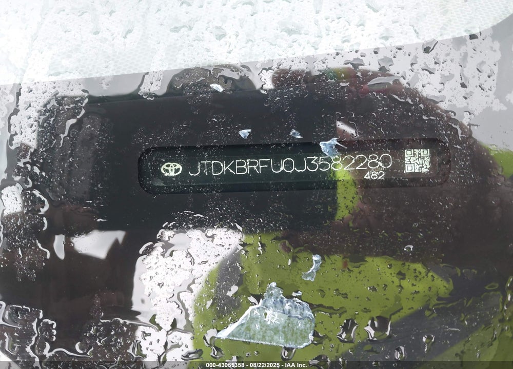 2018 TOYOTA PRIUS VIN: JTDKBRFU0J3582280