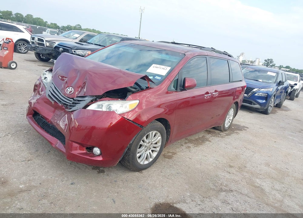 2013 TOYOTA SIENNA VIN: 5TDYK3DC3DS327532