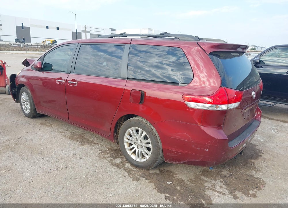 2013 TOYOTA SIENNA VIN: 5TDYK3DC3DS327532