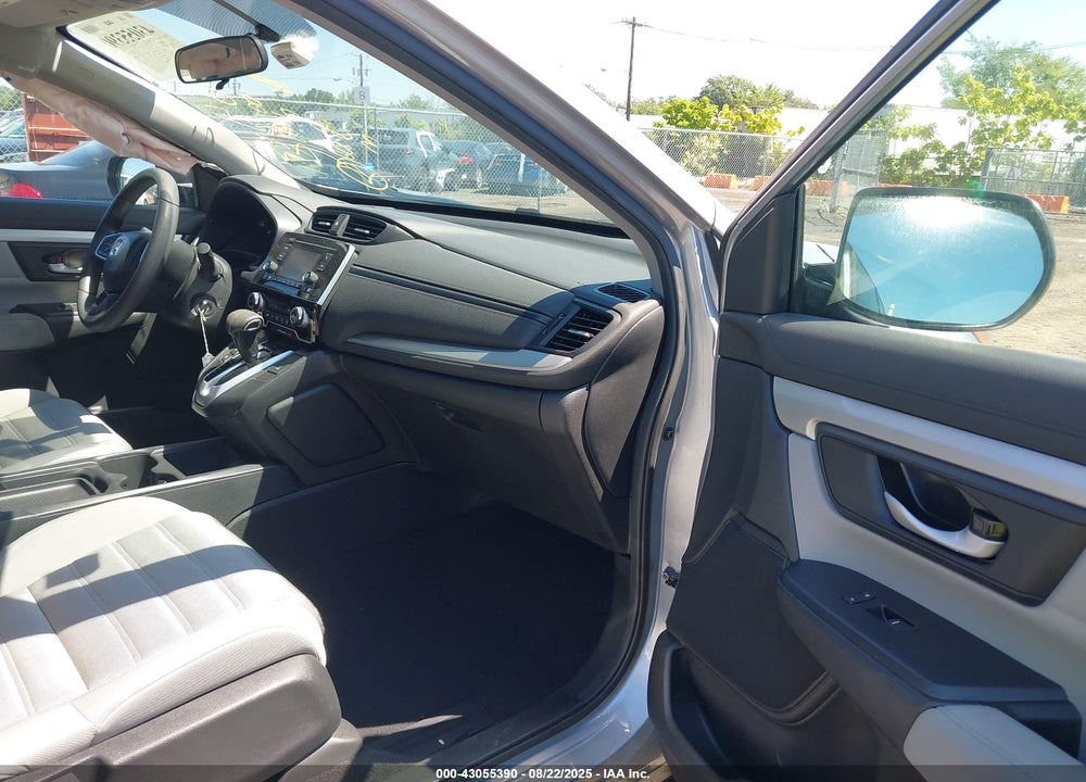 2018 HONDA CR-V LX VIN: 2HKRW6H38JH229358