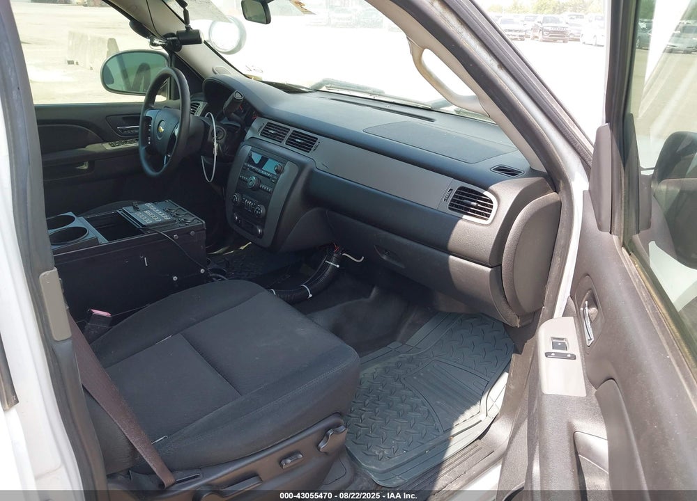 2013 CHEVROLET TAHOE VIN: 1GNLC2E02DR160706