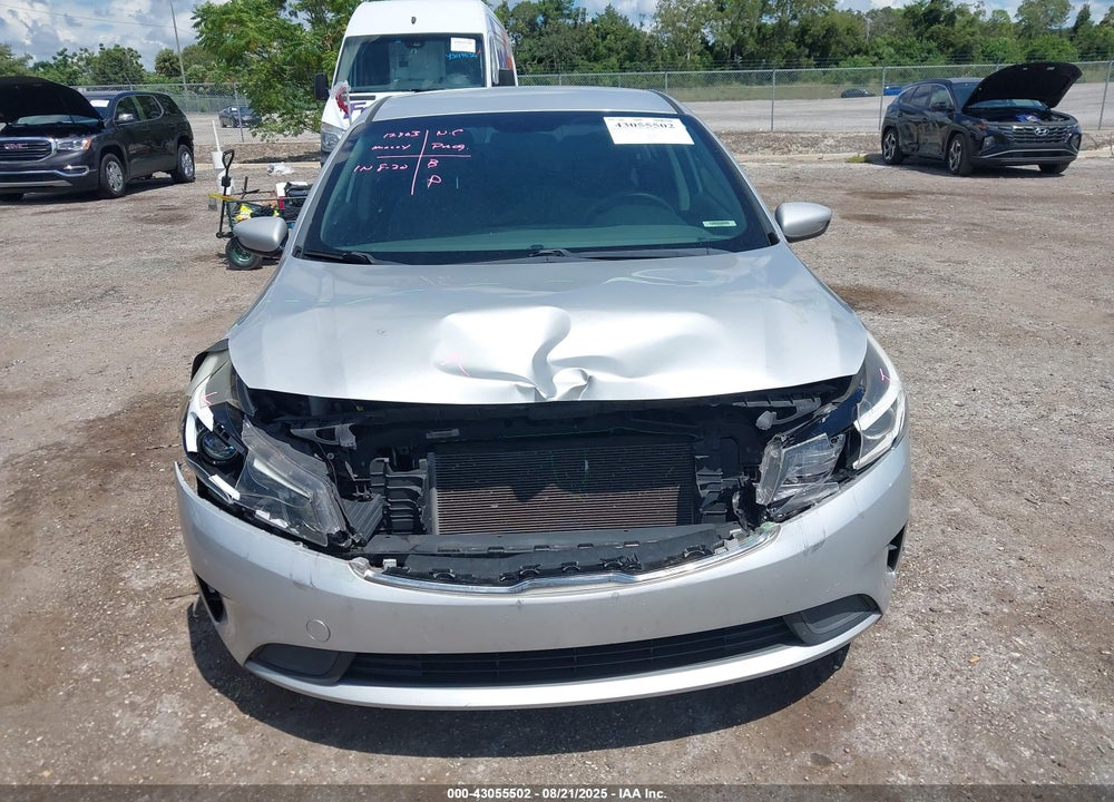 2018 KIA FORTE VIN: 3KPFK4A71JE198619