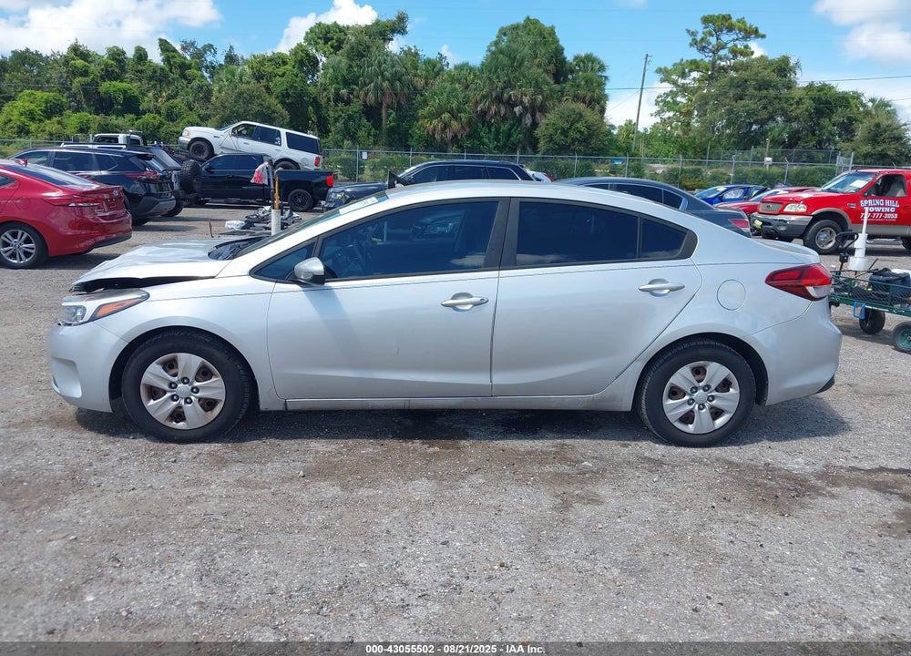 2018 KIA FORTE VIN: 3KPFK4A71JE198619