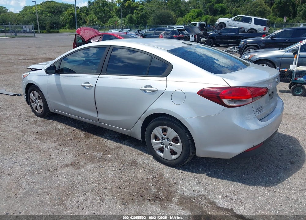 2018 KIA FORTE VIN: 3KPFK4A71JE198619