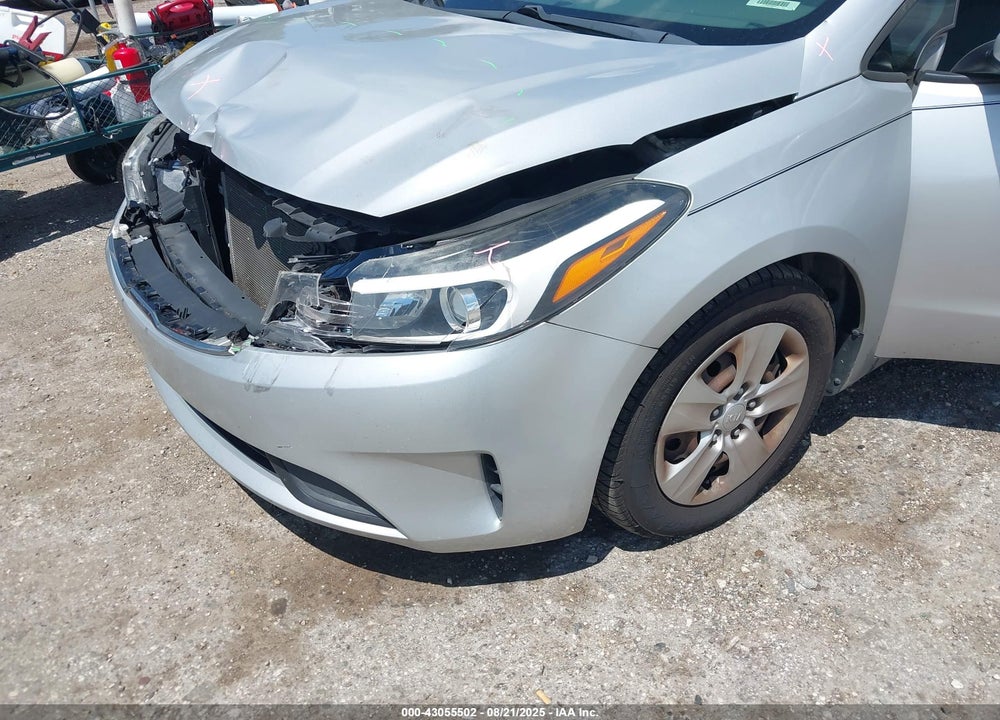 2018 KIA FORTE VIN: 3KPFK4A71JE198619