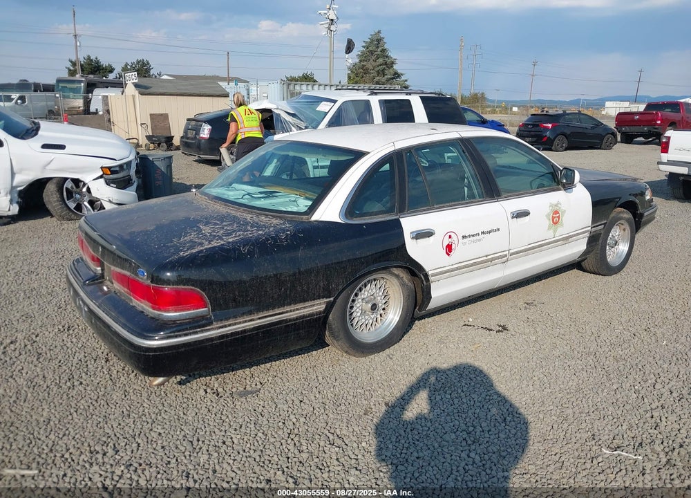 1997 FORD CROWN VICTORIA LX VIN: 2FALP74W6VX222041