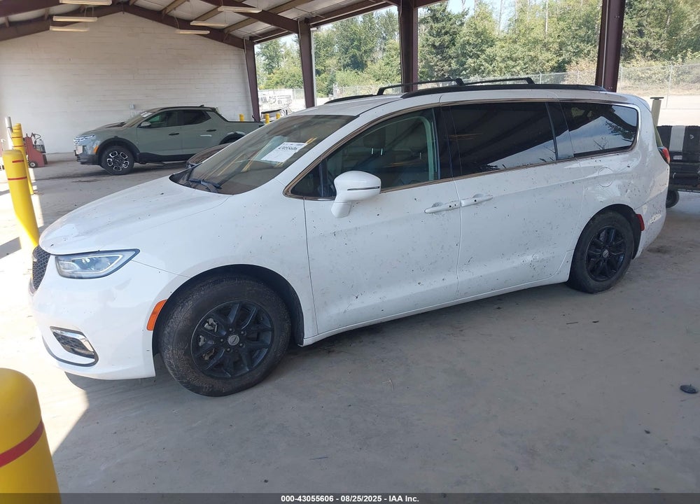 2022 CHRYSLER PACIFICA TOURING L VIN: 2C4RC1BG8NR150529