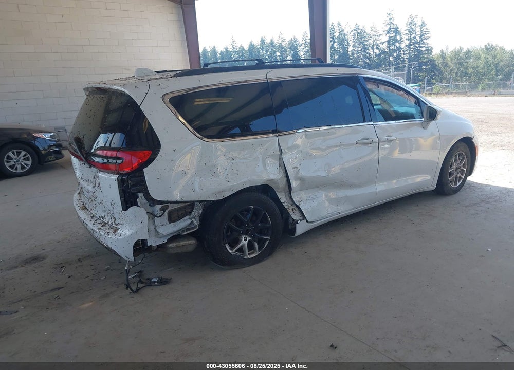 2022 CHRYSLER PACIFICA TOURING L VIN: 2C4RC1BG8NR150529