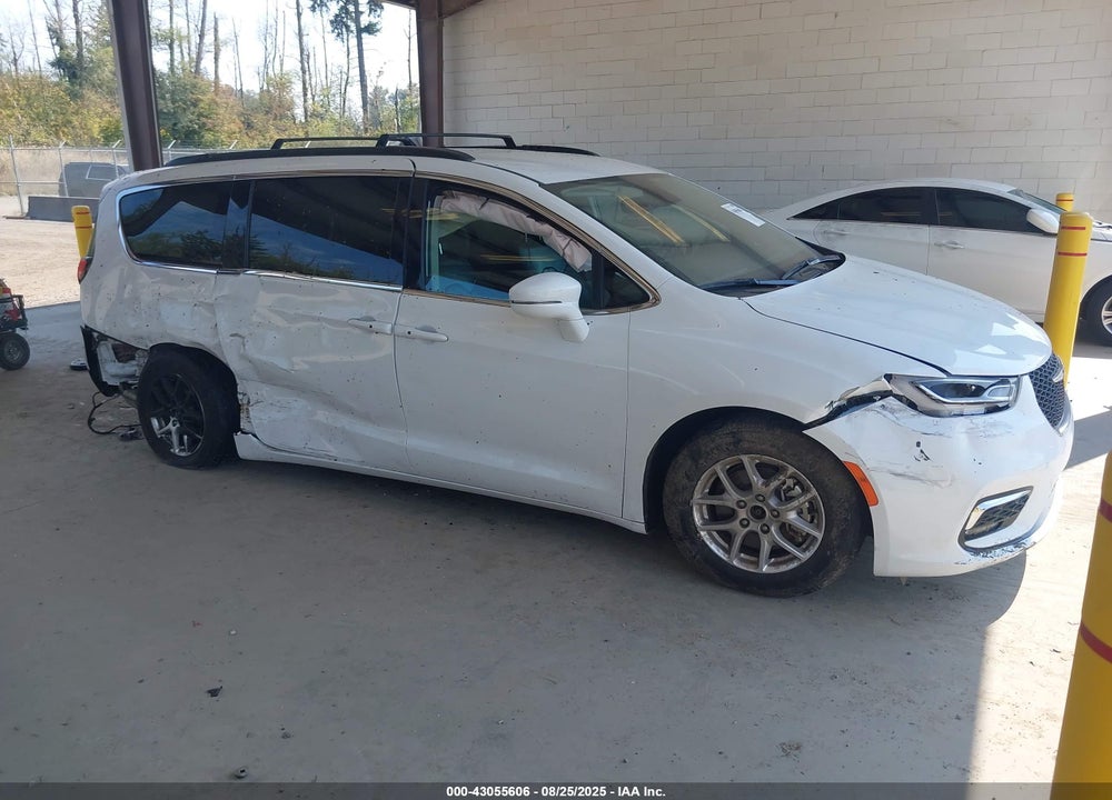 2022 CHRYSLER PACIFICA TOURING L VIN: 2C4RC1BG8NR150529