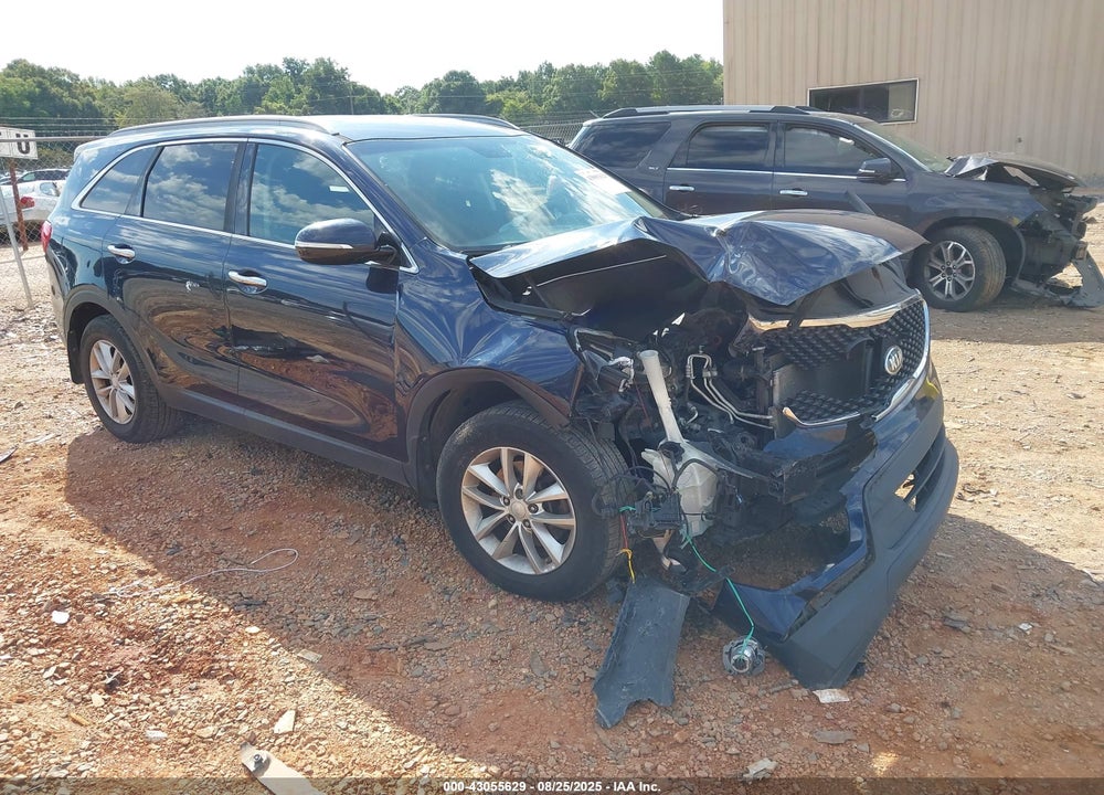2016 KIA SORENTO 2.4L LX VIN: 5XYPG4A37GG098619
