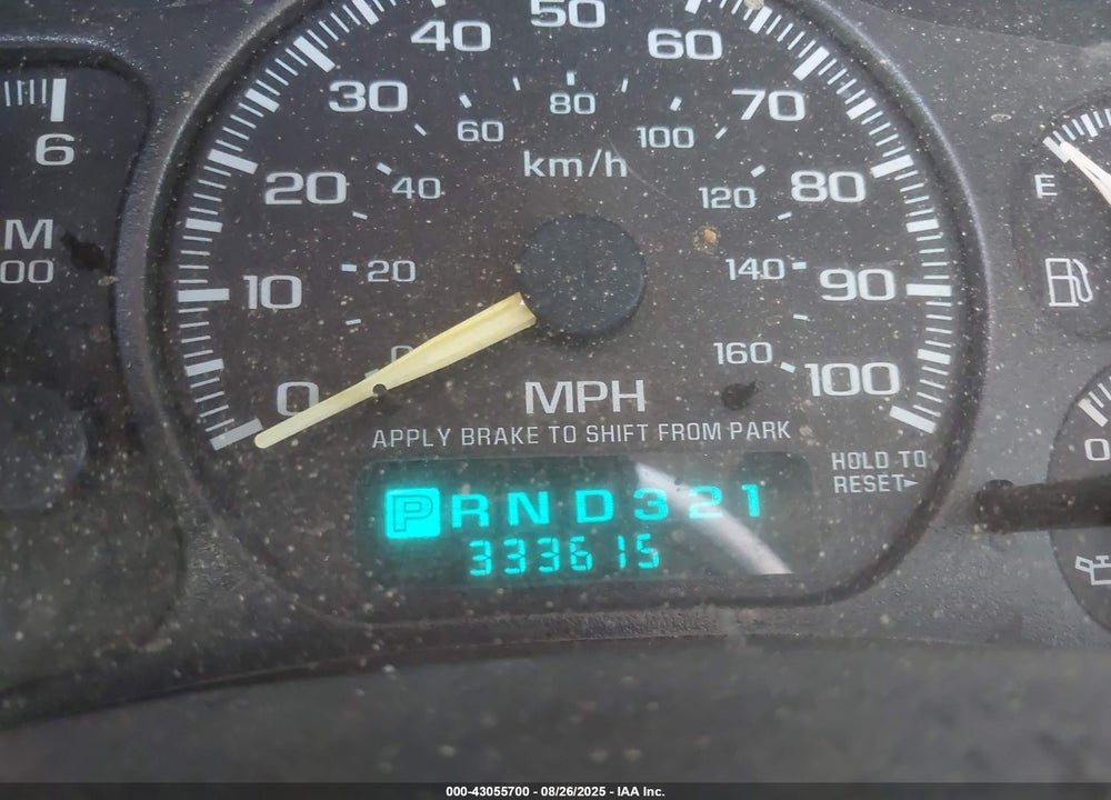 2000 CHEVROLET SILVERADO 2500 LS VIN: 1GCGK29U9YE339428