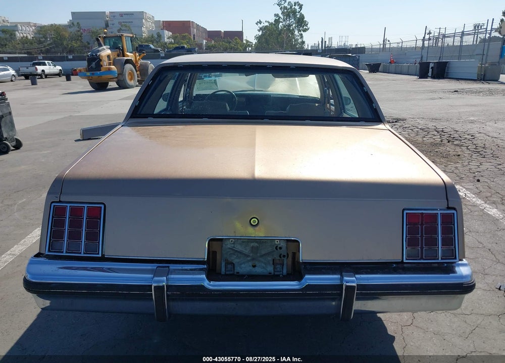 1982 OLDSMOBILE CUTLASS SUPREME VIN: 1G3AR69A0CM581084