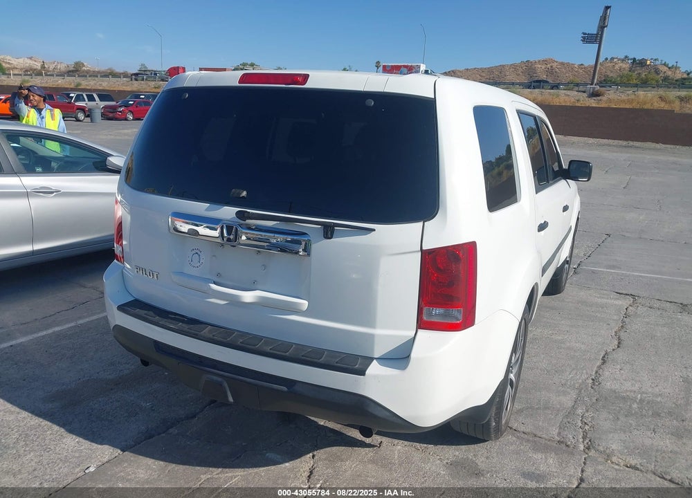 2013 HONDA PILOT LX VIN: 5FNYF3H21DB004963