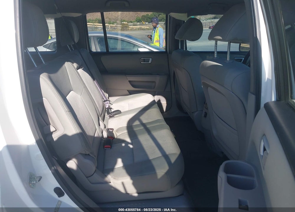 2013 HONDA PILOT LX VIN: 5FNYF3H21DB004963