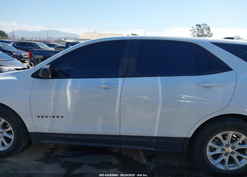 2021 CHEVROLET EQUINOX FWD LS VIN: 3GNAXHEV0MS163403