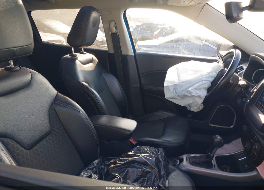 2020 JEEP COMPASS VIN: 3C4NJCBB1LT230172