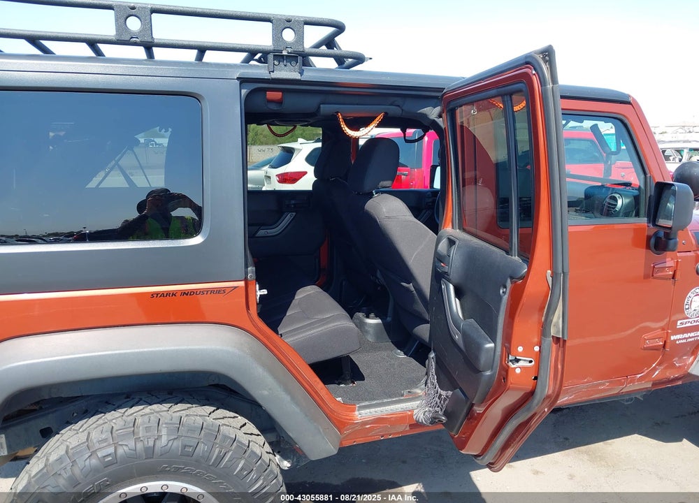 2014 JEEP WRANGLER UNLIMITED SPORT VIN: 1C4BJWDG3EL194139