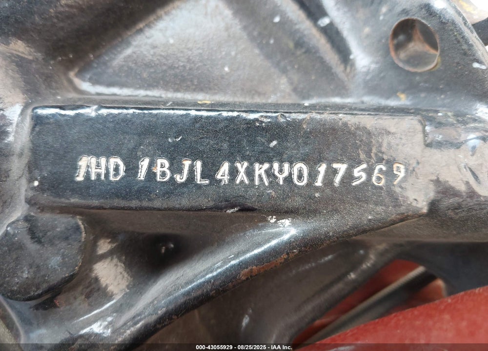 1989 HARLEY-DAVIDSON FLSTC VIN: 1HD1BJL4XKY017569