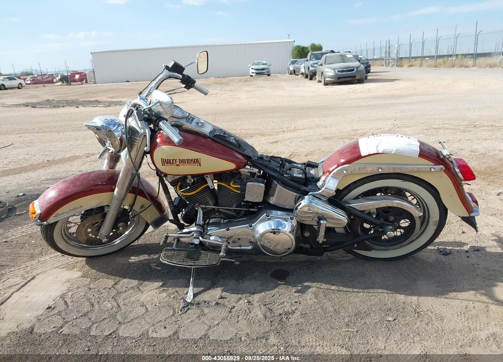 1989 HARLEY-DAVIDSON FLSTC VIN: 1HD1BJL4XKY017569